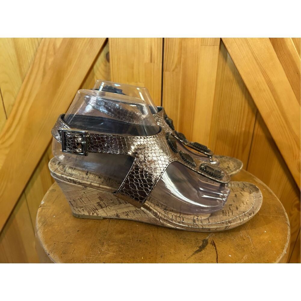 Dex Flex Comfort Jeweled Wedge Sandals Size 9